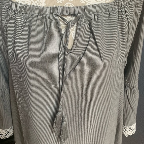 Crescent Striped Tunic w/ bell sleeves NWT - Picture 3 of 7
